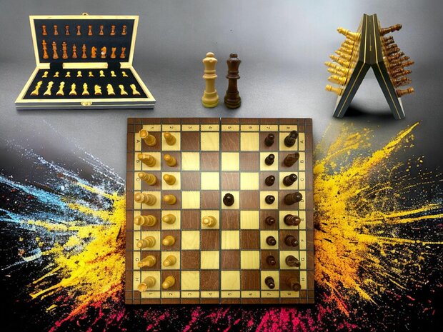 Chess board - with chess pieces - 34 cm - Chess set - Magnetic - Wood + 2 extra queens