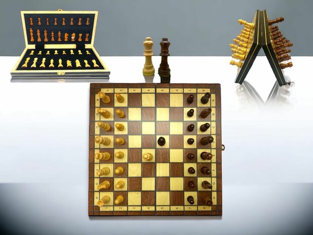 Chess board - with chess pieces - 34 cm - Chess set - Magnetic - Wood + 2 extra queens