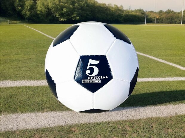 Ballon de football brillant taille 5 noir et blanc.