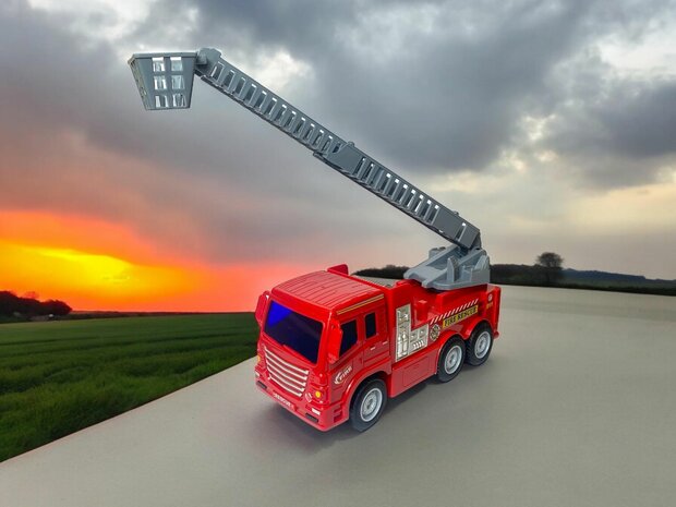 RC Fire Engine Fire Rescue Truck red 26cm 1:16