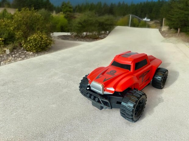 RC Car toy Xtreme 1:18