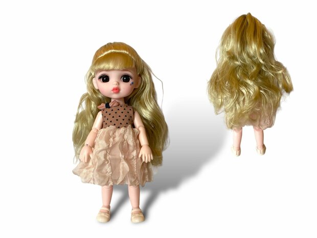 Toy doll with nice outfit and unique style - JELENA Fashion style 24cm brown hair