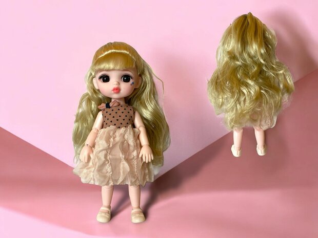 Toy doll with nice outfit and unique style - JELENA Fashion style 24cm brown hair