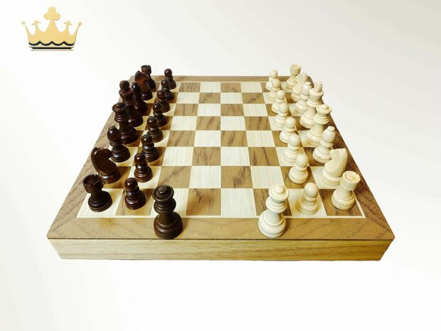 Chessboard - Wooden - 38x38cm - Drawer - 2 Extra Queens